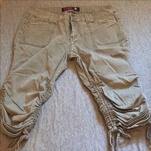 Scrunched army green capris